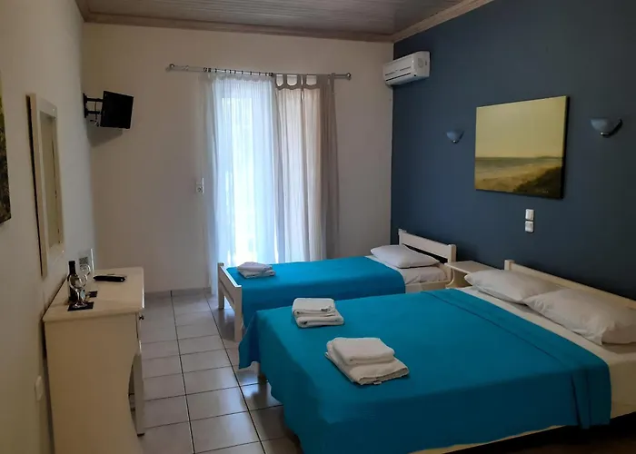 Sea Pebble Aparthotel 3*