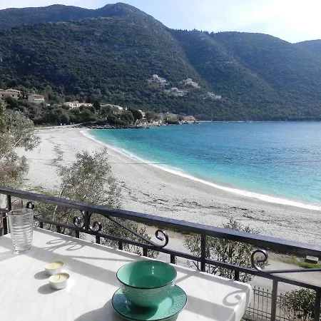 Sea Pebble Aparthotel